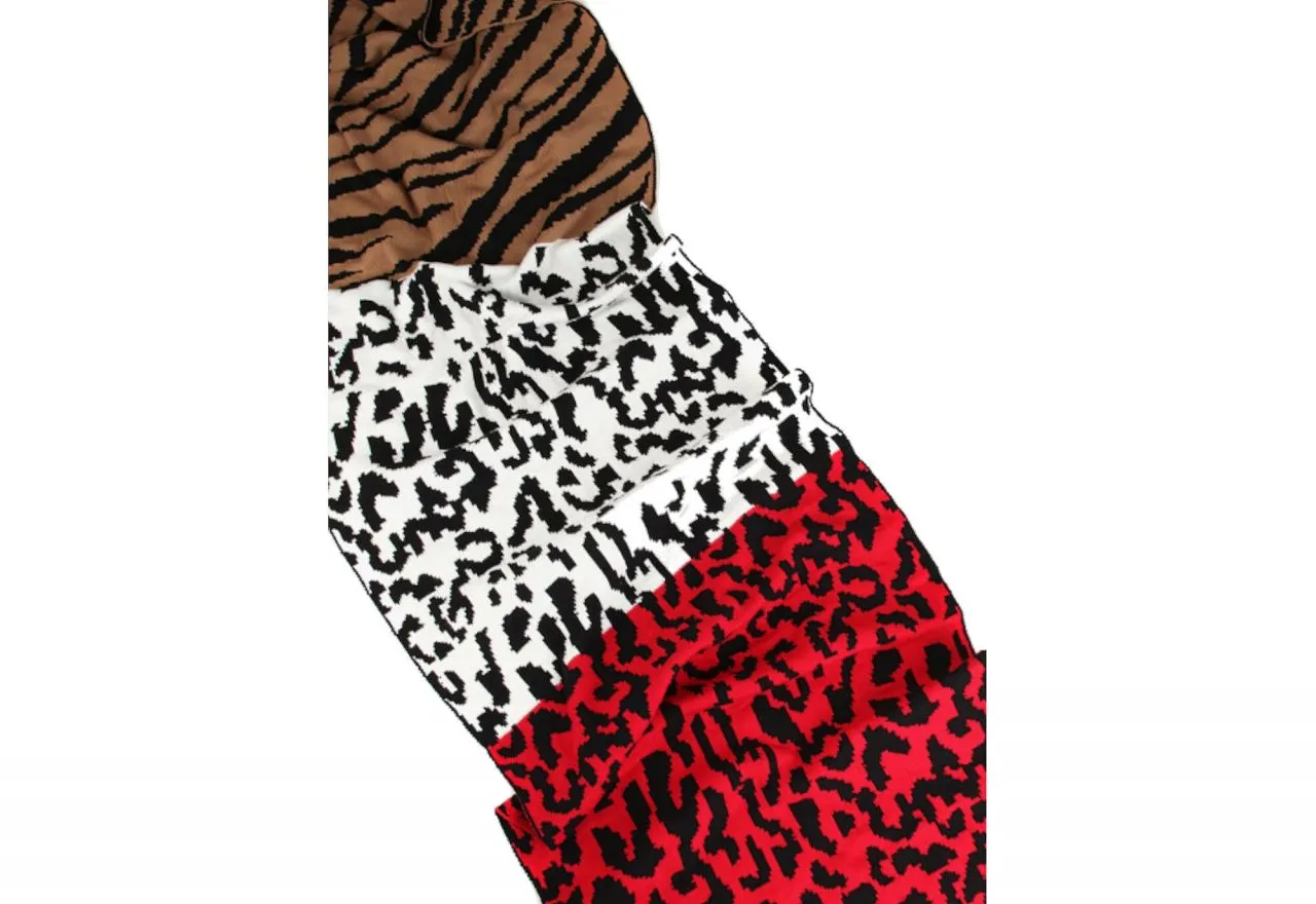 Bufanda Lana Roja/camel/blanco/negro Animal Print