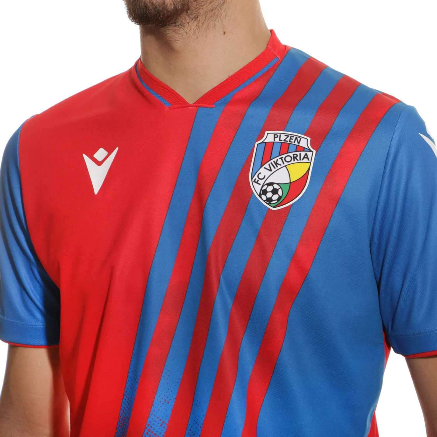 Camiseta Macron Viktoria Pilsen 2022 2023