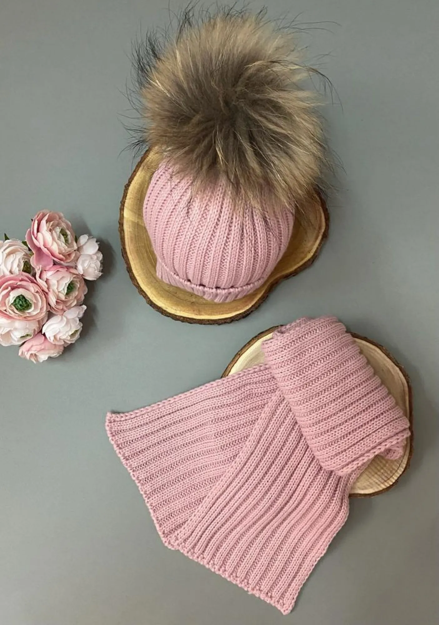 Conjunto unisex de Gorrito con Pompón y bufanda.