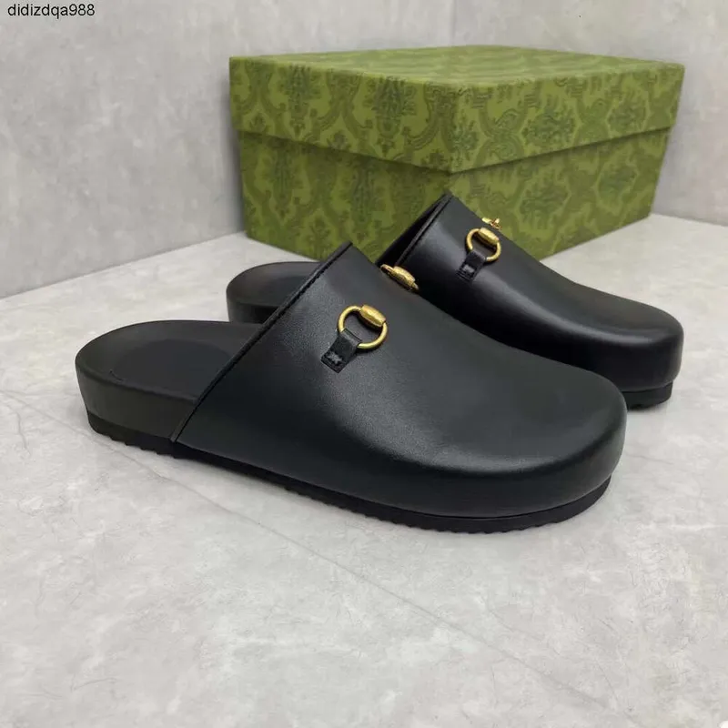 Designador Slipper Luxury Men Sandals Sandalias Tobogán de moda Senfas de moda Dama Toba de diseño de fondo grueso zapatos casua