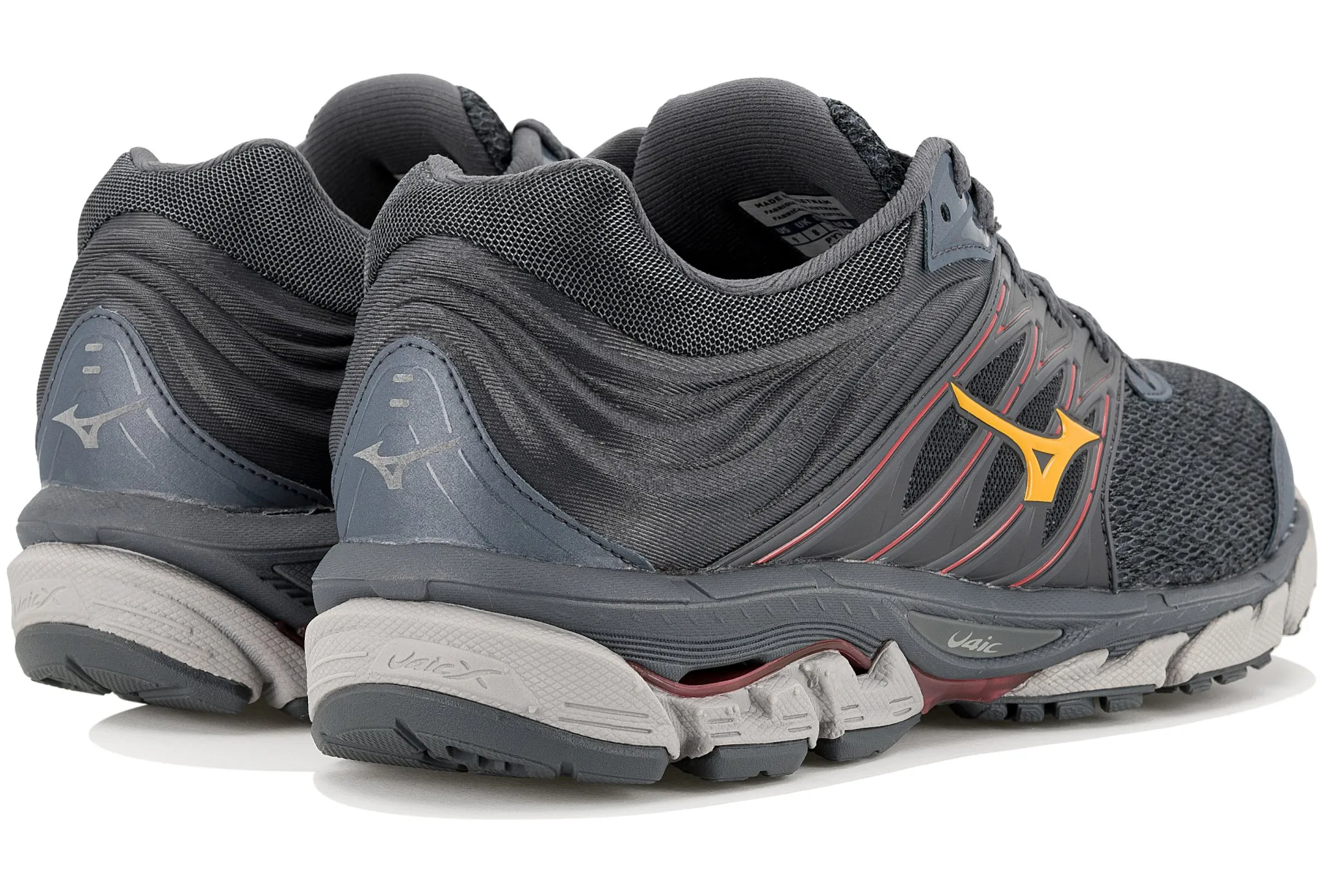 Mizuno Wave Paradox 5