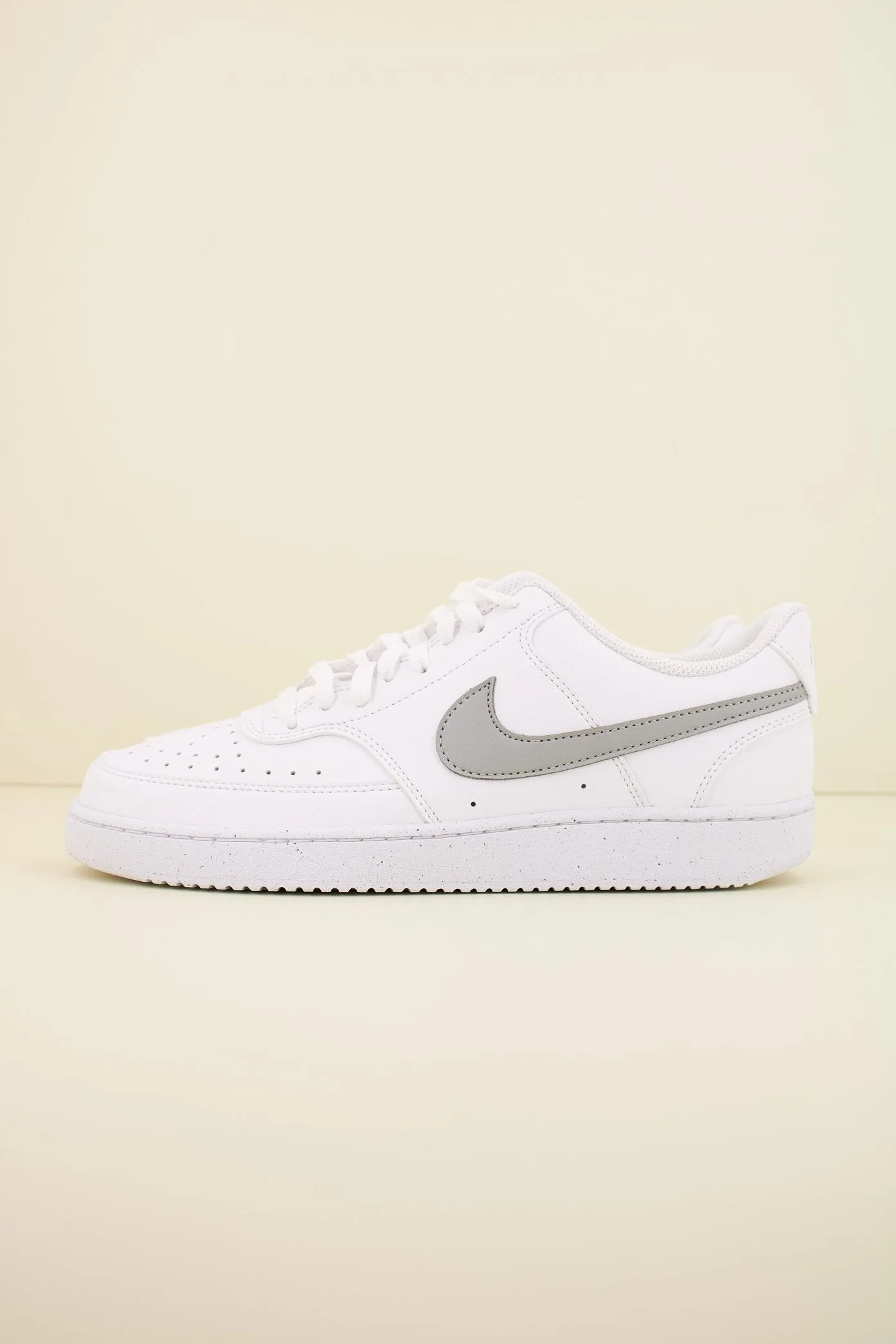 NIKE VISION LOW NEXT NATURE