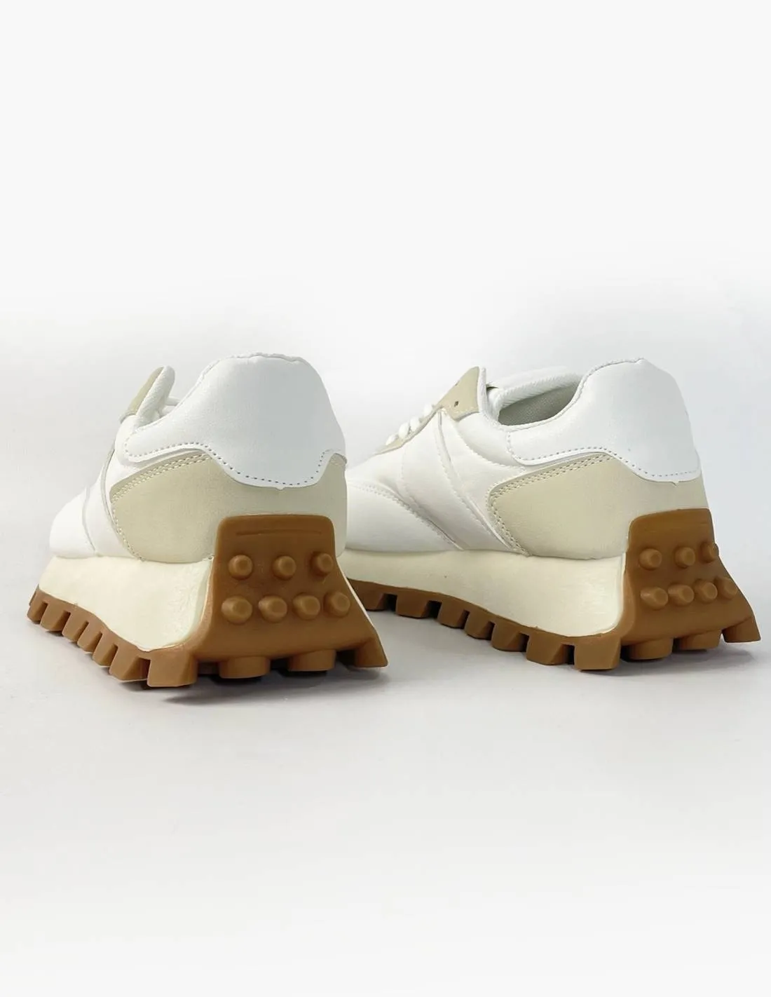 Zapatillas blancas screem